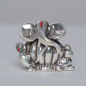 Small Ganapati Sterling silver idol
