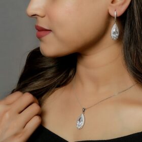 Tear Drop Shaped Sterling Silver pendant with Earrings